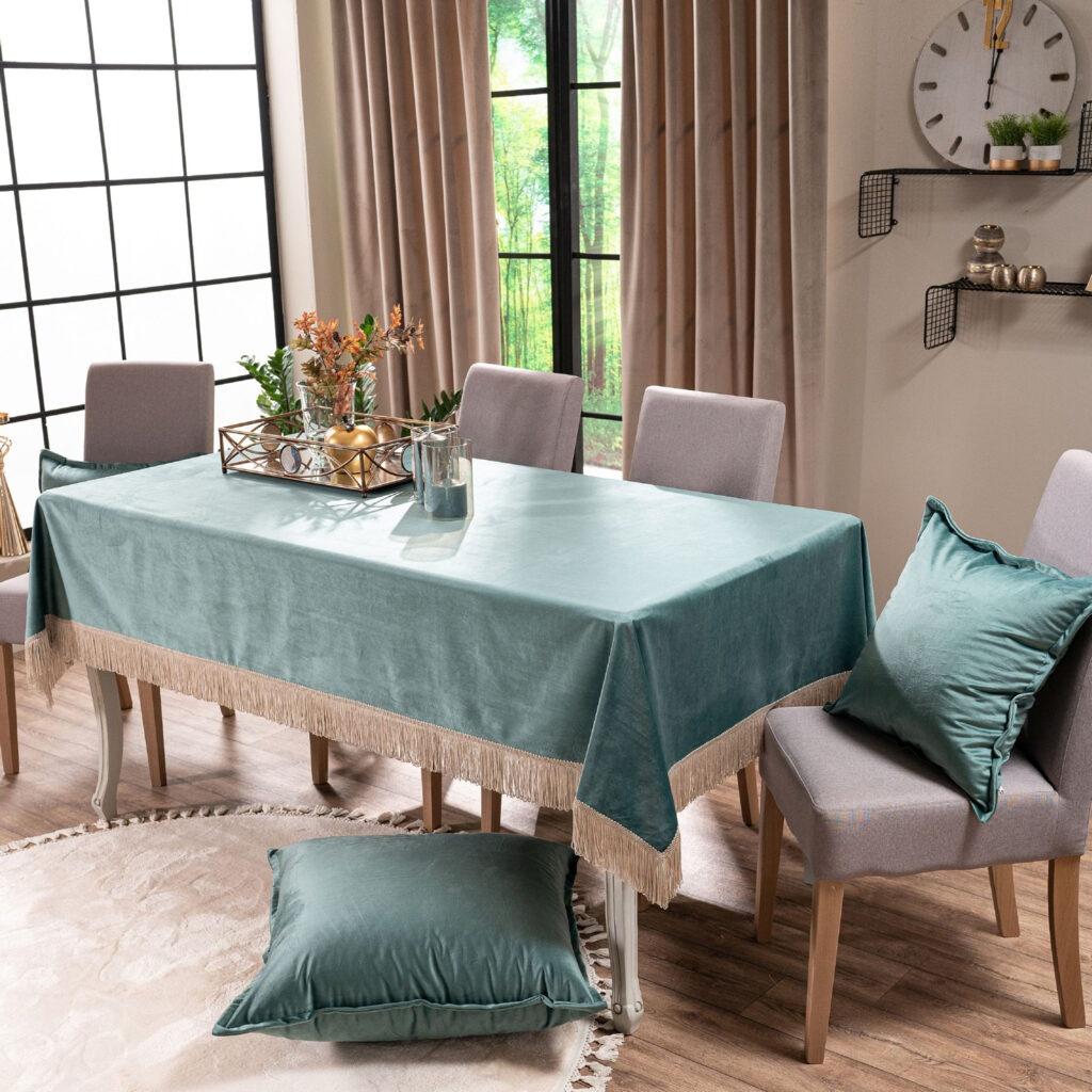 Τραπεζομάντηλο Velvet με Κρόσσι